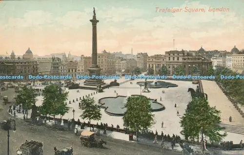 R048870 Trafalgar Square London Valentine
