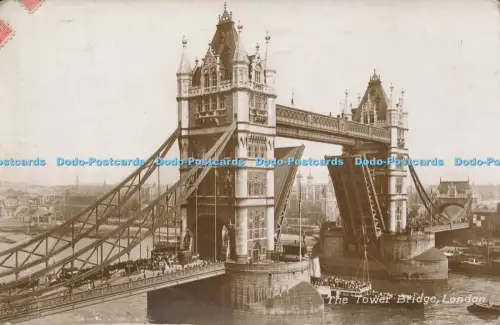 R048925 The Tower Bridge London Savoy 1916