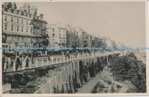 R048978 On the Leas Folkestone S und E Norman RP