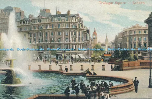 R048998 Trafalgar Square London Empire