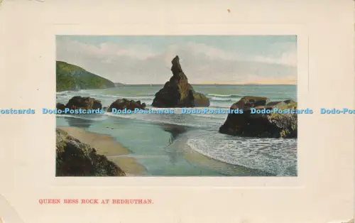 R049011 Queen Bess Rock at Bedruthan Argall National