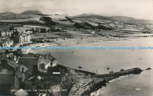 R049256 Criccieth vom Schloss Blick nach Osten Lachs RP