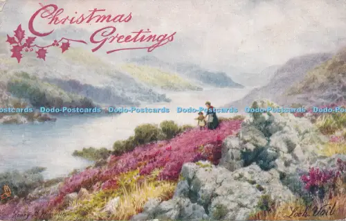 R049432 Weihnachtsgrüße Frau mit Kind am See Malerische Lochs of
