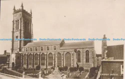 R049516 Cromer Kirche Nr 86852 RP