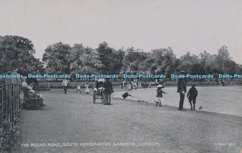 R049908 The Round Pond South Kensington Gardens London The Star