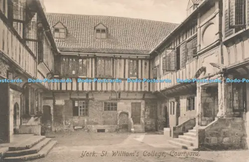 R049936 York St Williams College Courtyard Frith