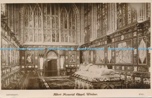 R050446 Albert Memorial Chapel Windsor Stiefel