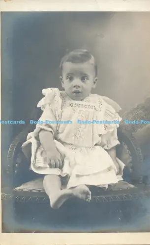 R050656 Alte Postkarte A Baby Robert K Clark RP
