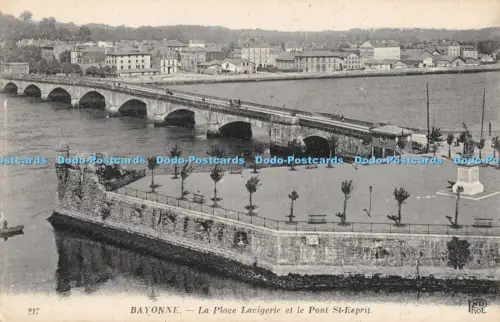 R051782 Bayonne la Place Lavigerie et le Pont St Esprit Nr 217