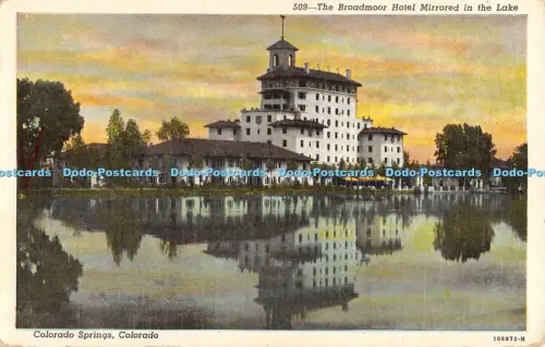 R054051 Das Broadmoor Hotel gespiegelt im Lake Colorado Springs Colorado 1946