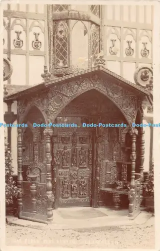 R054996 Alte Postkarte Holzaltar Percy Clarke