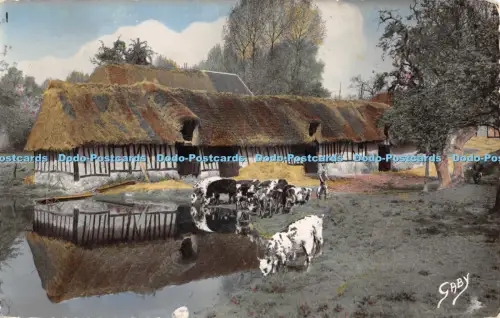 R055301 La Normandie Cour de Ferme Artaud Pere Gaby RP