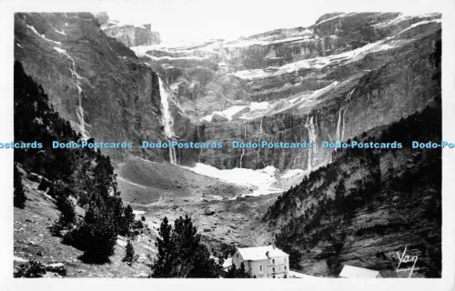 R055311 Gavarnie Le Cirque et l Hotel No 230