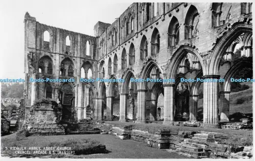 R056103 Rievaulx Abtei Kirche Chor Arkade und S Transept H M Büro