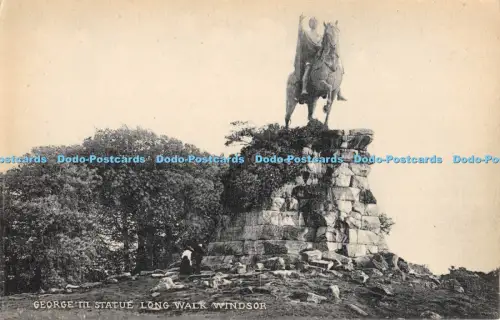 R056160 George III Statue Long Walk Windsor