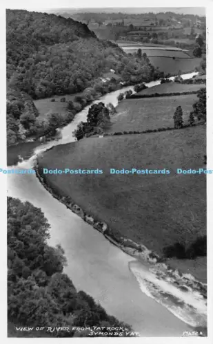R056928 Blick auf den Fluss vom Yat Rock Symonds Yat RP