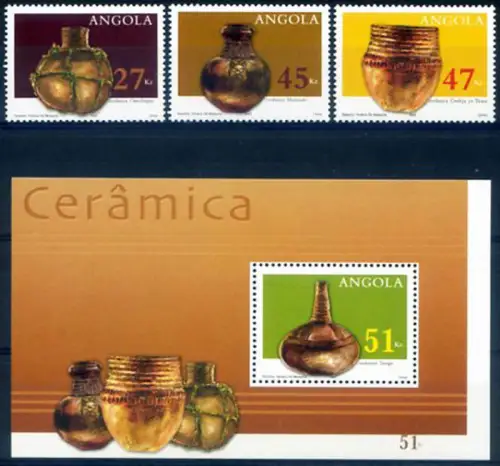 Angola. Traditionelle Keramik 2002. Serie + Zettel.
