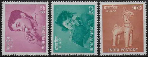 1957 India Children's Day 3v. MNH SG n. 389/91