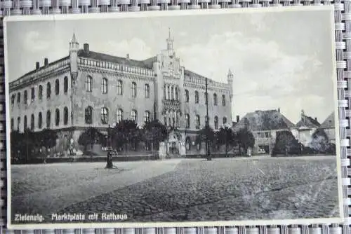 AK Zielenzig Oberschlesien Marktplatz mit Rathaus