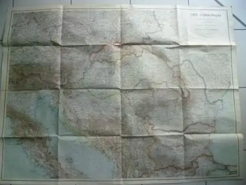 Riesige alte Landkarte Der Donauraum um 1940