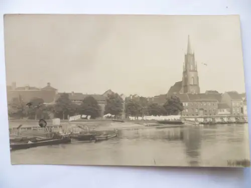 Foto-AK Rathenow Partie an der Havel mit Kirche
