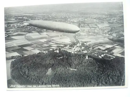Foto-AK Görlitz "Graf Zeppelin" über der Landeskrone