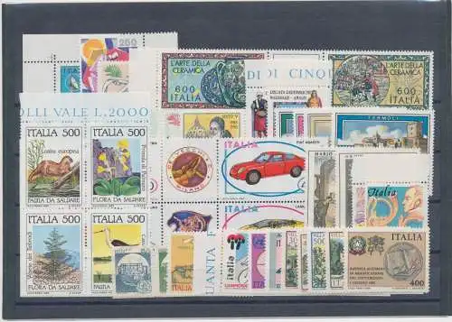 1985 Italien Republik, neue Briefmarken, Vollständiges Jahr 40 Werte + 3 Blätter - postfrisch**