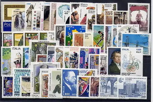 2000-2013 Italien Republik, Angebot, komplette Jahrgänge, neue Briefmarken, 898 Werte + 59 Blätter + 4 Broschüren (keine 18-Jährigen-Blätter)