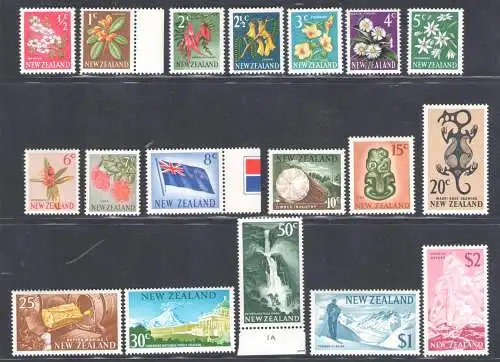 1967 NEW ZEALAND - Stanley Gibbons # 845/62 - Flora e Vedute - MNH **