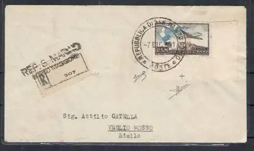 1951 SAN MARINO, Luftpost Nr. 99 -1.000 Lire braun und himmlisch - Flagge und Ansicht auf Umschlag von San Marino Borgo nach Veglio Mosso (Vc) vom 7.12.1951