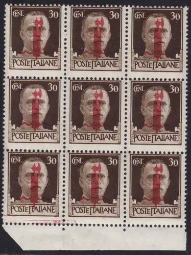 1944 Italienische Sozialrepubblica, Nr. 492s 30 Cent. braun 9er Block mit Abziehbild