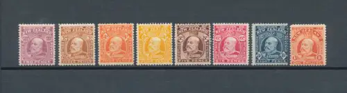 1909 NEUSEELAND - Stanley Gibbons n. 388/94 - Serie mit 8 Werten - MLH*
