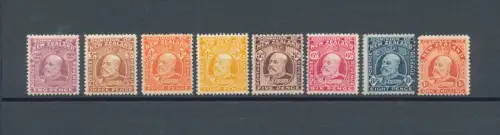 1909 NEUSEELAND - Stanley Gibbons n. 388/94 - Serie mit 8 Werten - MLH*