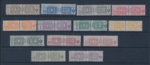 1914-22 Italien, Vittorio Emanuele III, Postpakete, komplette Serie 7/19, 13 Werte, Wappen und Ziffern - Knoten von Savoyen, postfrisch ** - Zertifikat De Simoni