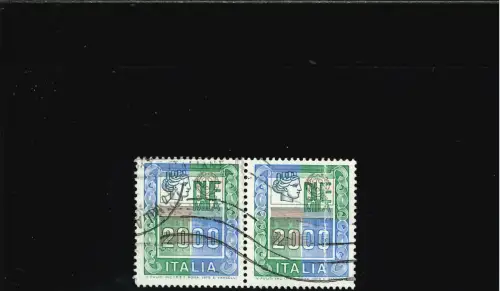 HOHER WERT 2000 L. PAAR KOPF NACH OBEN VERSCHOBEN