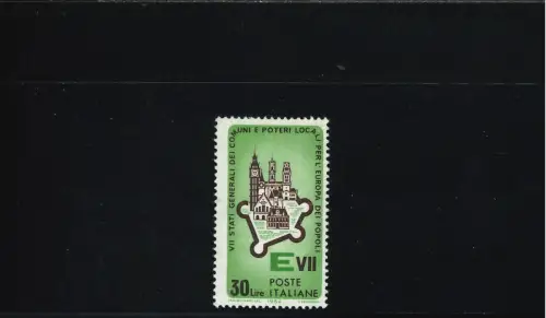 ALLGEMEINER ZUSTAND 30 L. GROSSE WEISSE PUNKTE AUF DER SCHRAFFUR VON RECHTS POS 32