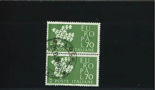 EUROPA 70 L. PAAR, EINE MIT ZENTRALTAUBE MIT KAMM POS 12