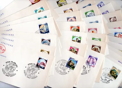 Castelli d'Italia - 35 auf Umschlägen FDC Cavallino Ann. besondere Figuren