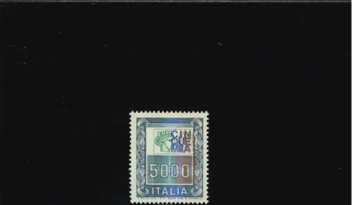 HOHER WERT 5000 L. KOPF STARK NACH RECHTS VERSCHOBEN