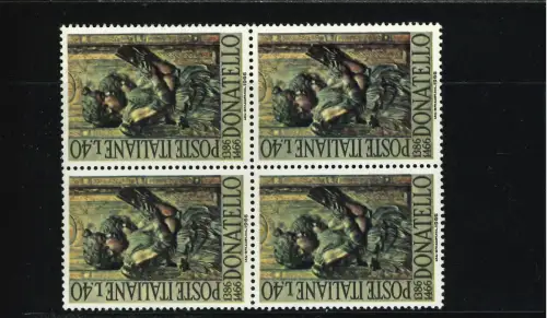 DONATELLO KREUZFLECK AUF DER BRUST IN SCHULTERNÄHE POS 23 IN EINEM VIERTEL