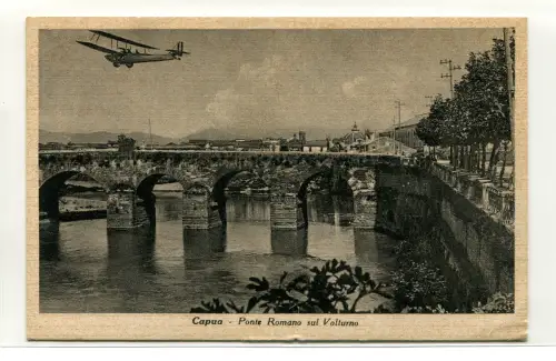Capua - AK Römische Brücke über den Volturno mit Flugzeug im Flug