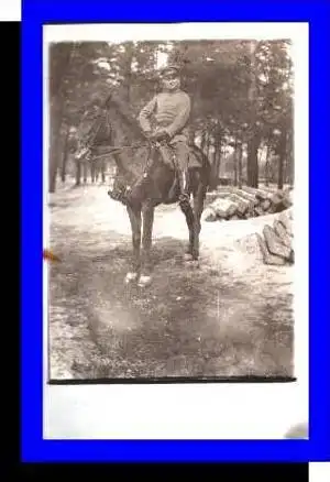 1.Weltkrieg v.1915 Soldat zu Pferd (692)