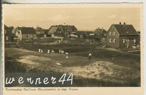 Baltrum v. 1936 Häuserpartie in den Dünen (37494)
