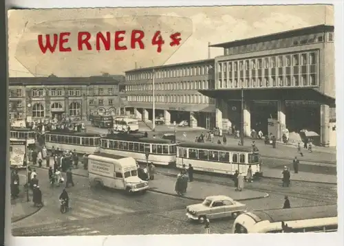 Essen v. 1960  Hauptbahnhof mit Auto von Einrichtungshaus "DieWohnung"   (33928)