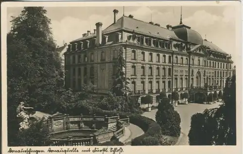 Donaueschingen v. 1934  Donauquelle und Schloß (44811)