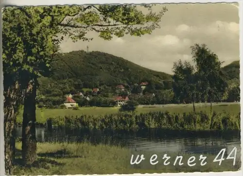 Eschwege v.1960 Werrapartie mit dem Leuchtbergen und Siedlung (6361)