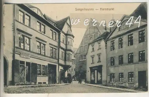 Sangerhausen v.1917 Kornmarkt,Geschäft Otto Schröter-Sattler u. Tapezierer,Geschäft von Anna Franke  (8244)