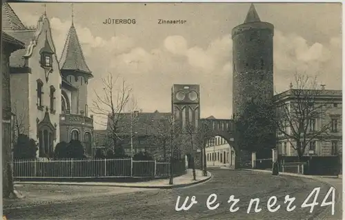 Jüterbog v. 1918  Das Zinnaertor mit Villa  (46934)