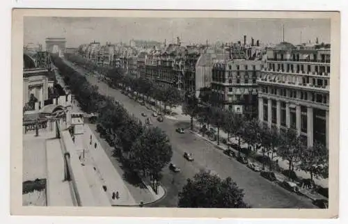 [Ansichtskarte] FRANCE -  Paris - Avenue des Champs-Elysées. 