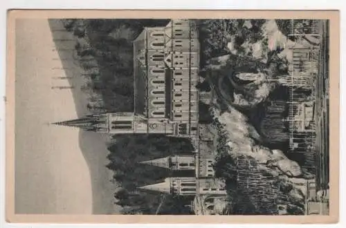 [Ansichtskarte] FRANCE -  Lourdes - La Grotte et laLa Basilique. 